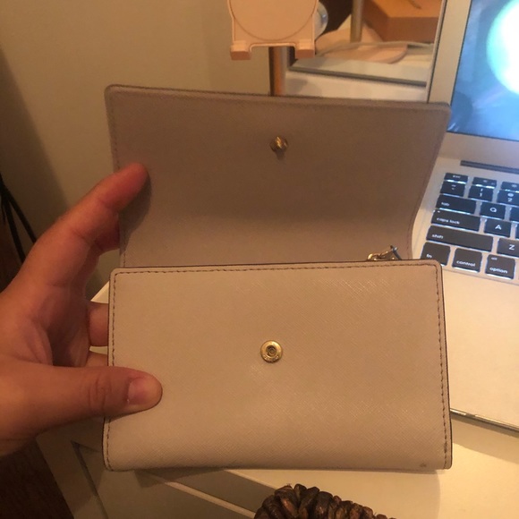 Kate Spade Wallet - Picture 2 of 5